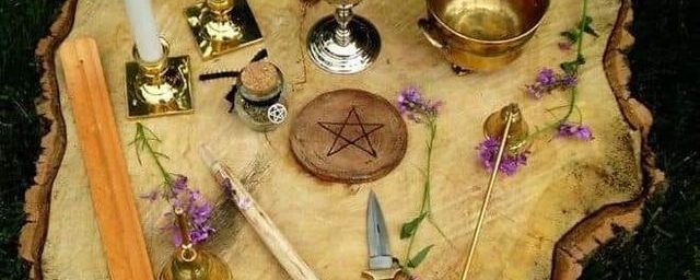 Witchcraft Supplies & Tools
