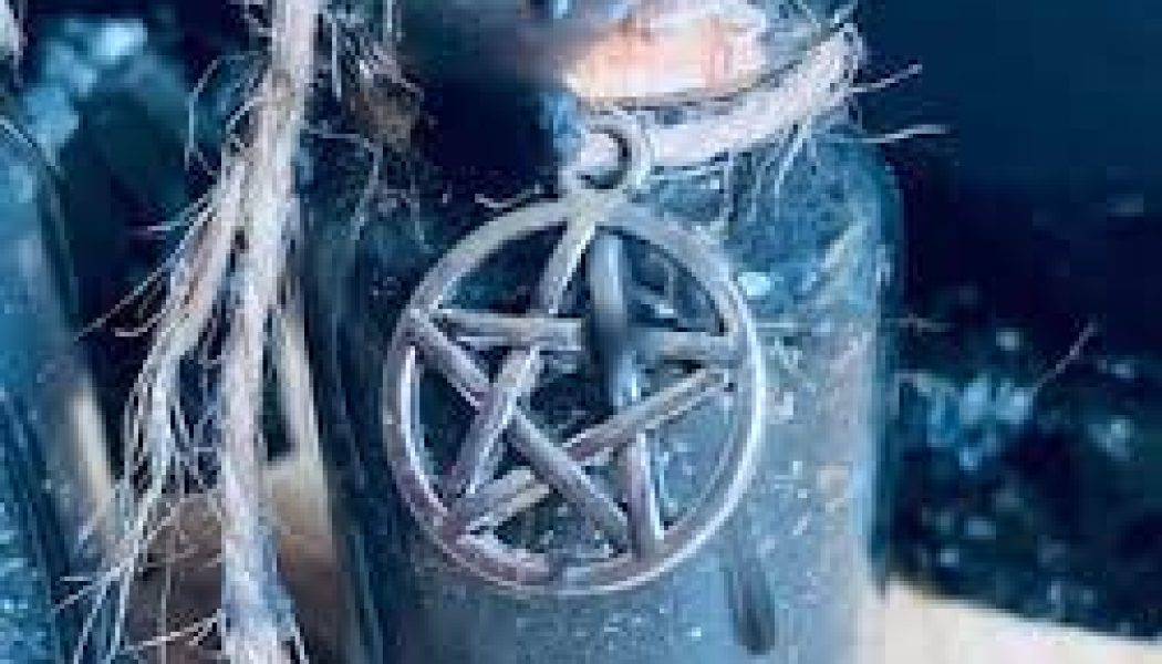 Pagan Crafts: How to make a Sacred Salt Jar