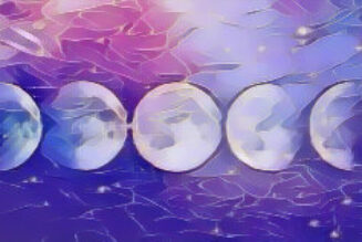 TUNING MAGICALLY INTO THE LUNAR PHASES