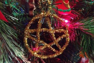 Easy Pipe cleaner Pentacle Ornaments
