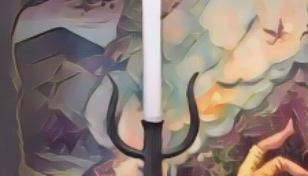 Free Standing Candle