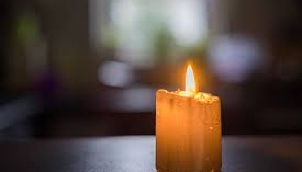 A glass-encased candle burns clean to begin with but ‘dirty’ with a great deal of smoke later