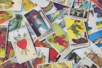 Tarot A Beginner’s Guide 8: Why is it important to clean tarot?