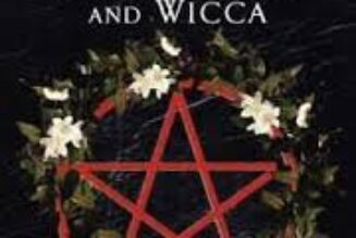 Bonewits’s Essential Guide to Witchcraft and Wicca by Isaac Bonewits